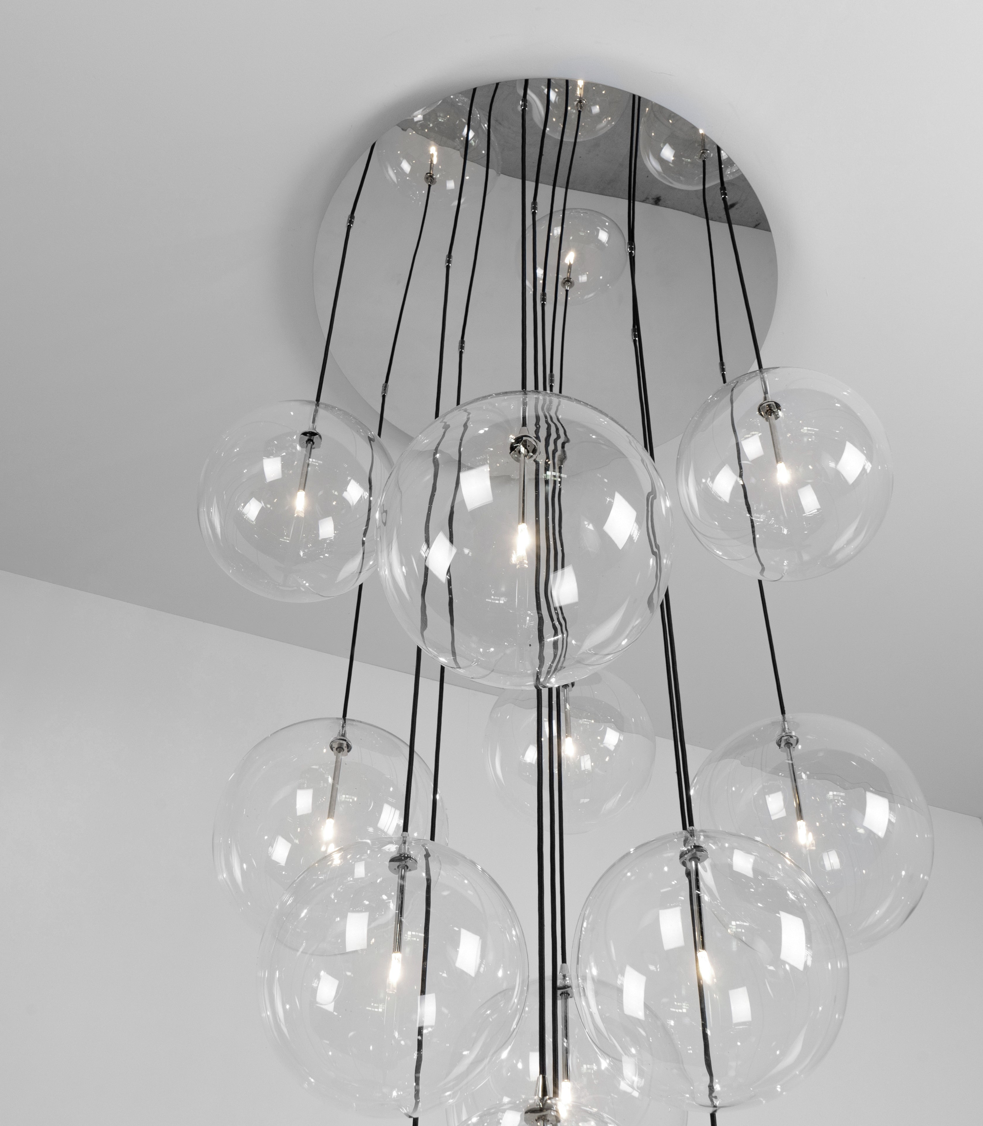 Schwung Cluster 13 Polished Nickel Transparent Globe Mix Chandelier